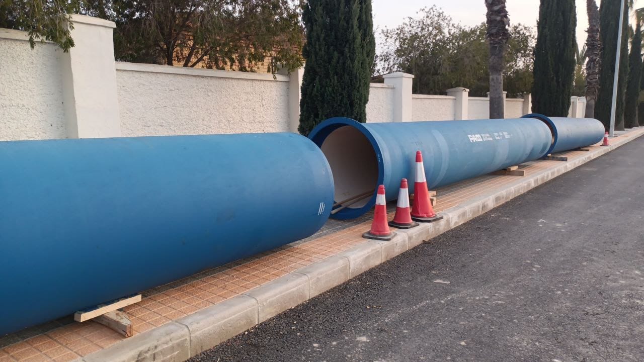 Instalacion de tuberia subterranea en vía pública en Benissa