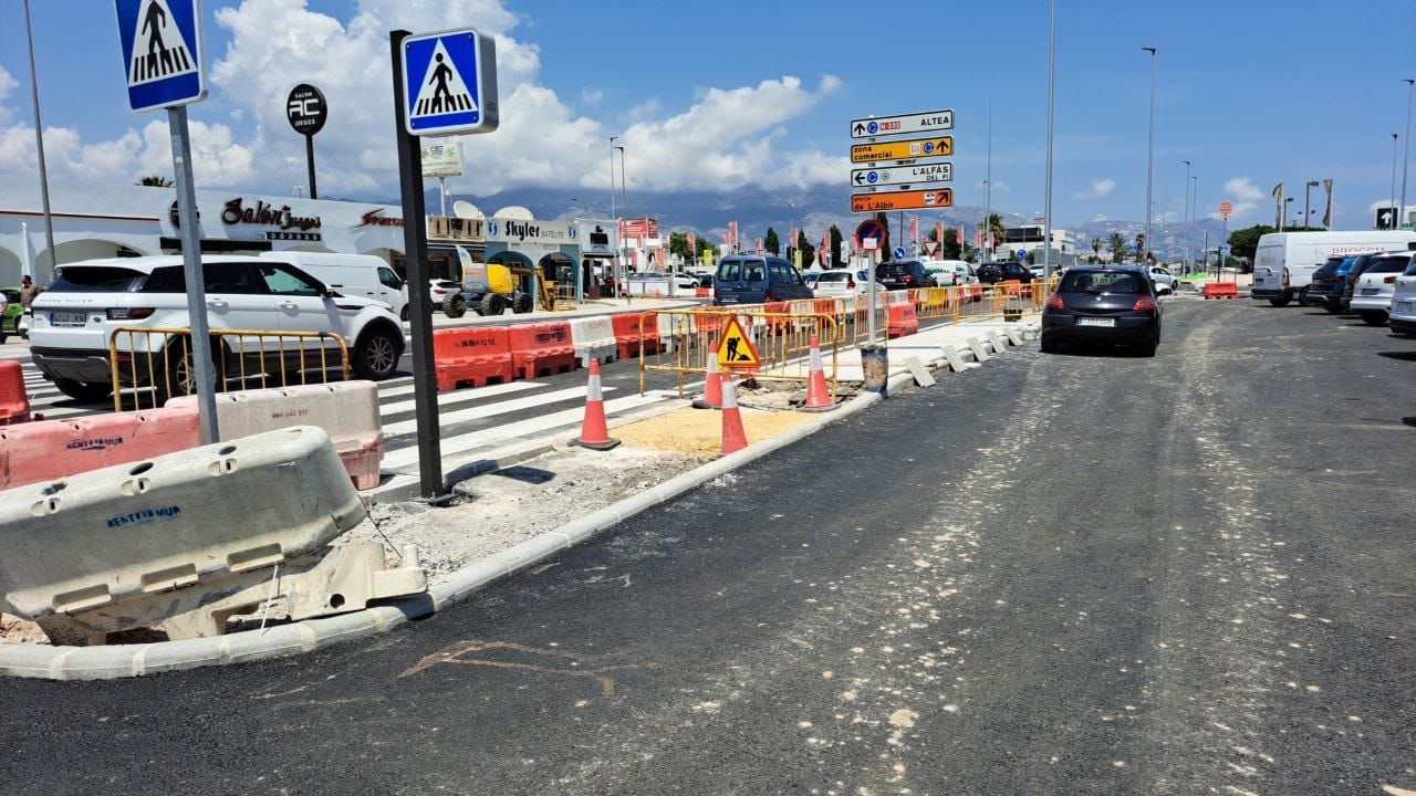 Renovación de pavimento exterior y zonas comunes en la Marina Alta